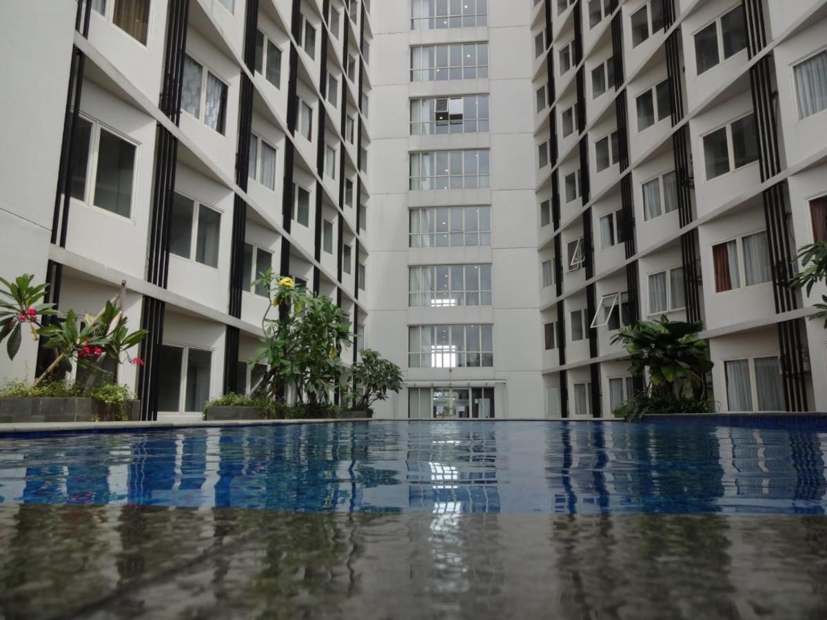 Padina Suites Tangerang Exterior foto