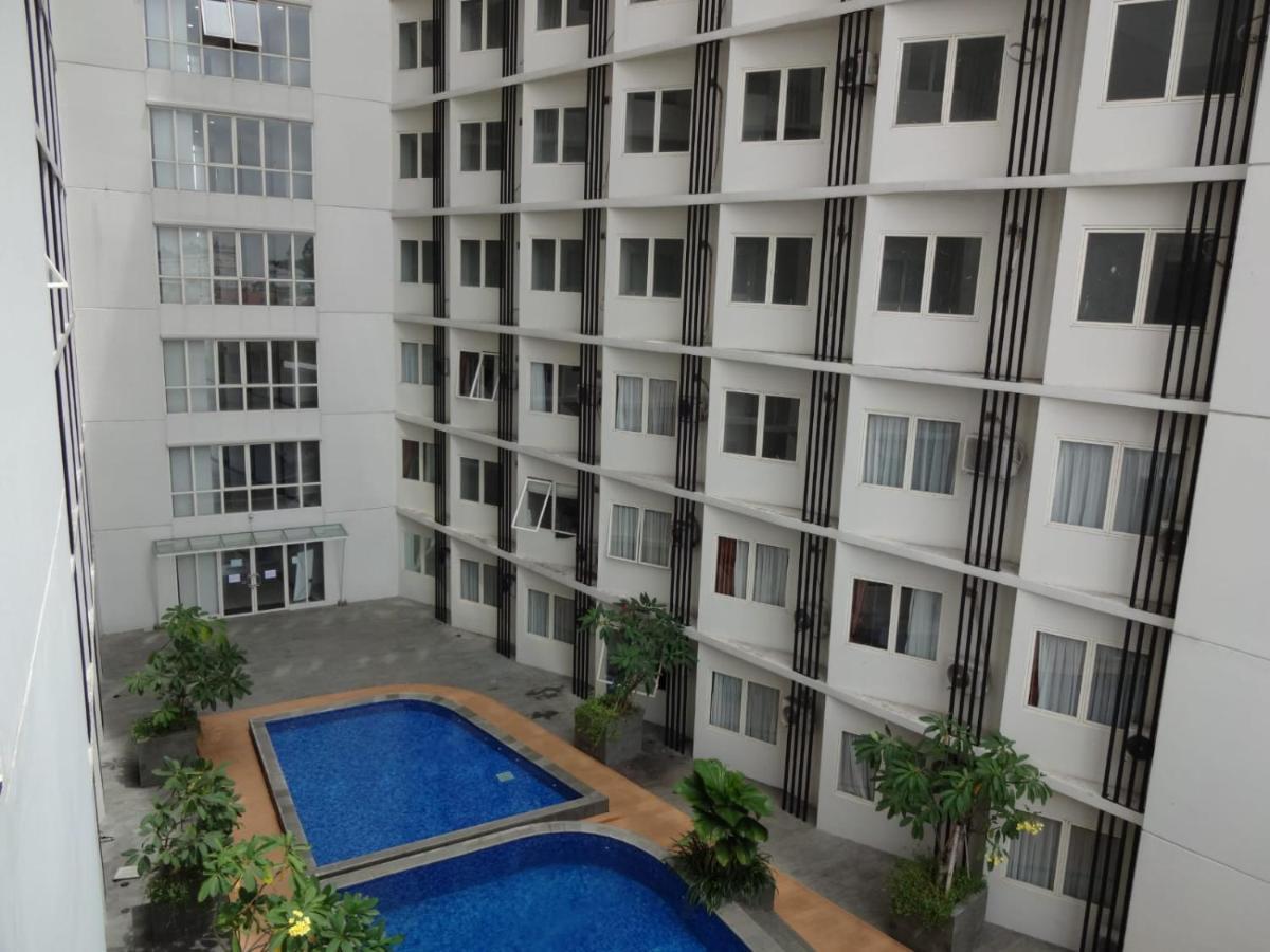 Padina Suites Tangerang Exterior foto