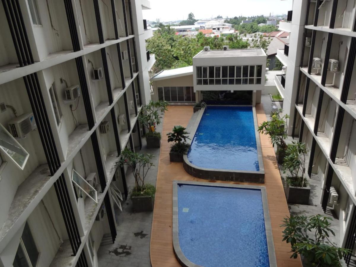 Padina Suites Tangerang Exterior foto