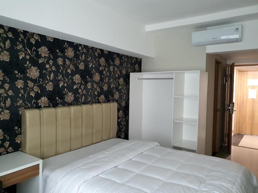 Padina Suites Tangerang Zimmer foto